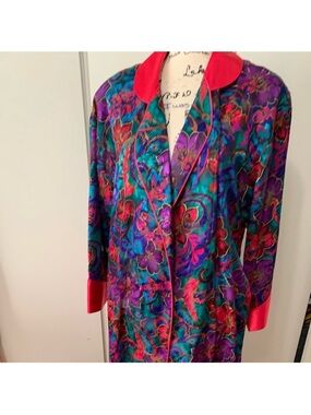 90’s VINTAGE Victoria Secret Teal, Purple & Pink Satin Floral Robe with red